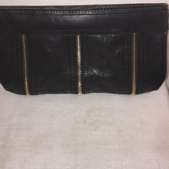 Michael Kors bag. - Picture 7 of 8